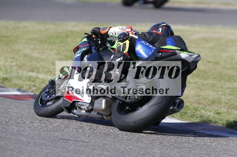 /Archiv-2025/17 17.05.2025 PROMAX ADR/Gruppe gelb/unklar